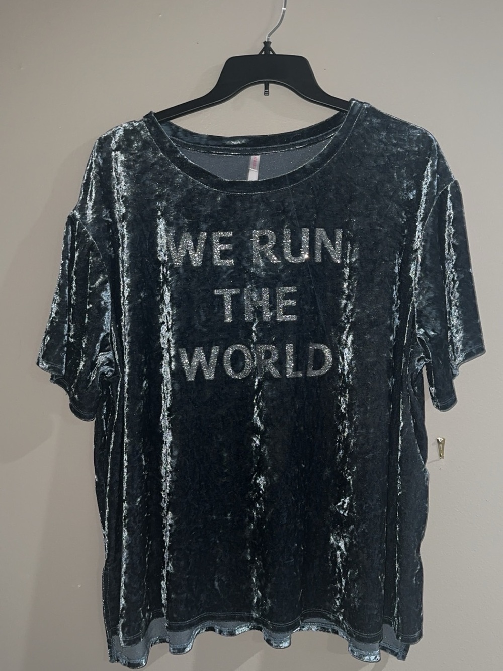 Xhilaration Crushed Velvet Graphic Tee